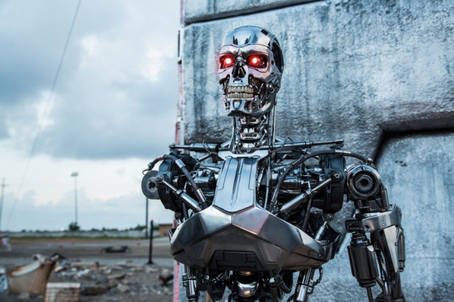 L'essor de l'intelligence artificielle : vers un monde sans Contrôlé par l'Intelligence Artificielle, le robot